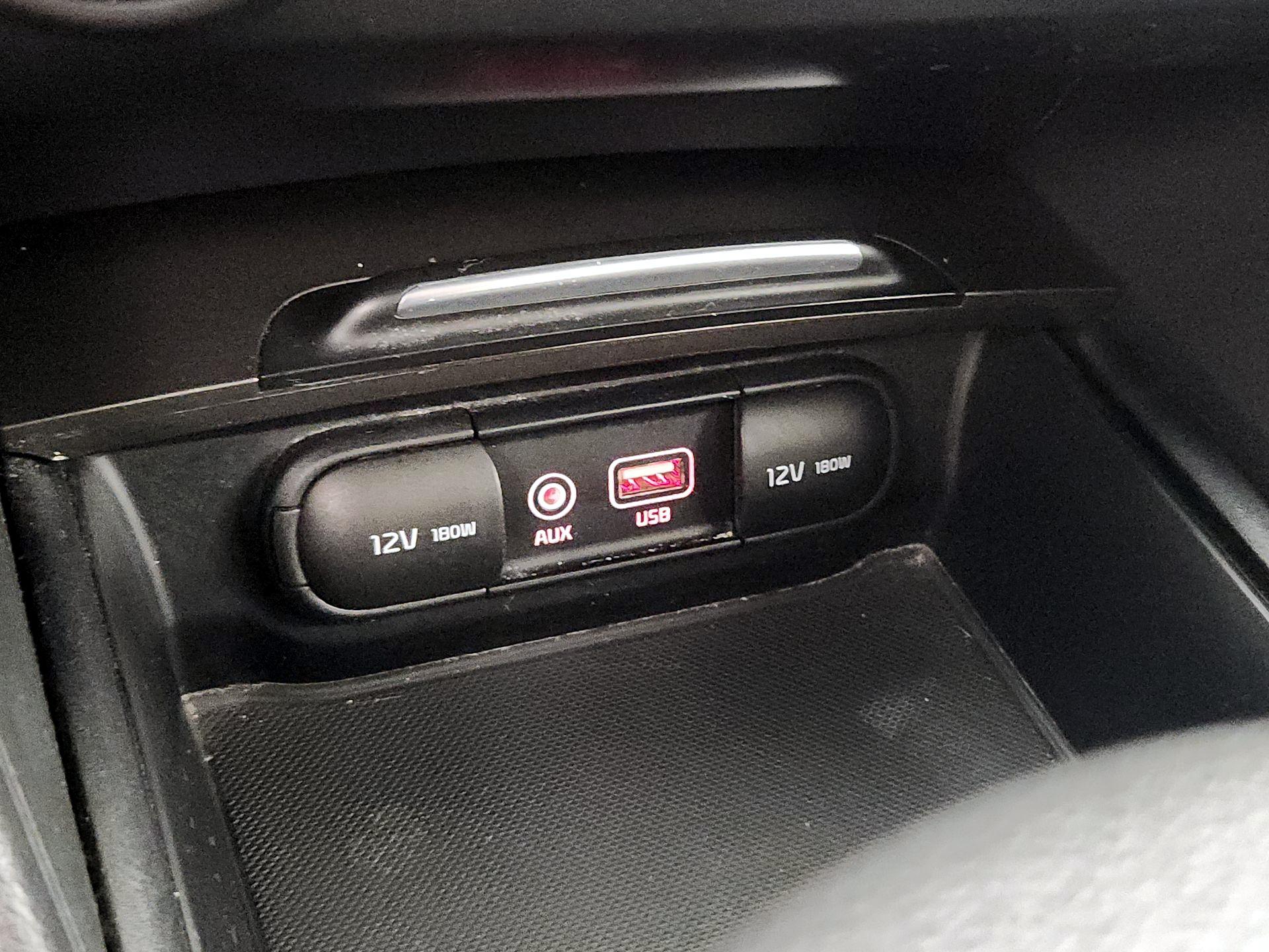 Thumbnail: 2019 Kia Optima - 18