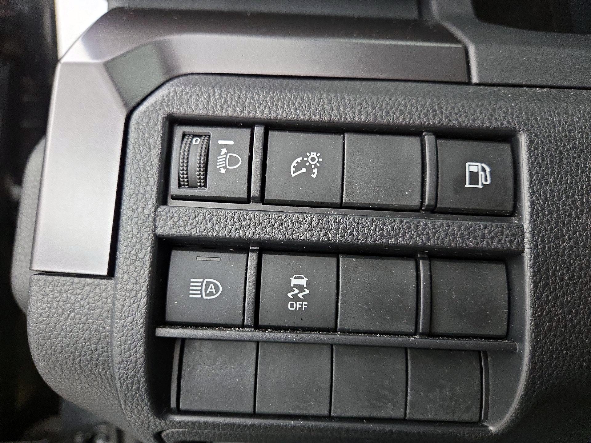 Thumbnail: 2025 Toyota 4Runner - 13