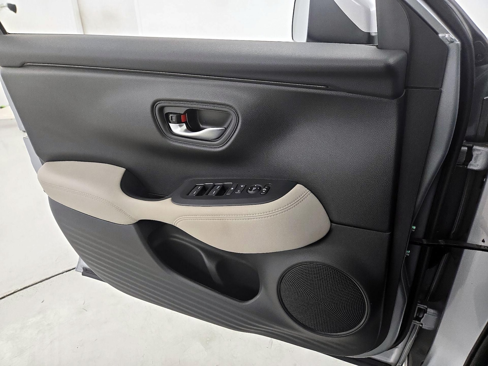 2025 Honda HR-V LX - Photo 13