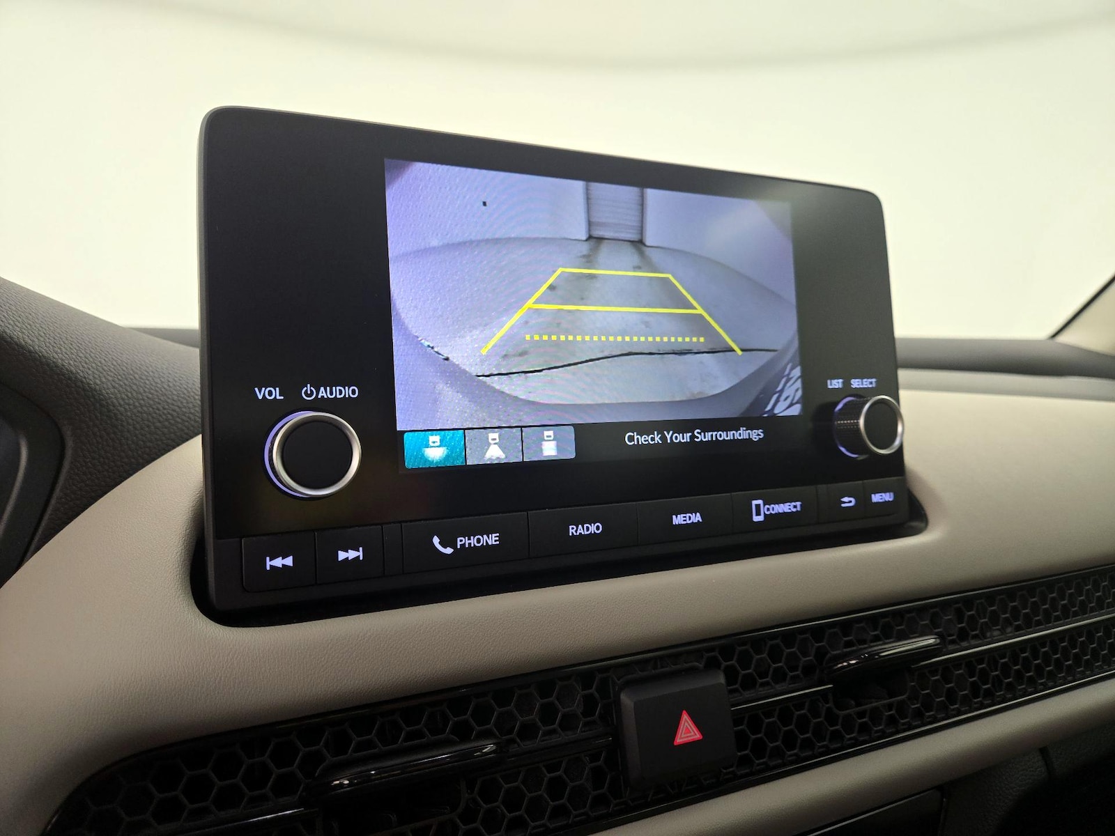 2025 Honda HR-V LX - Photo 15
