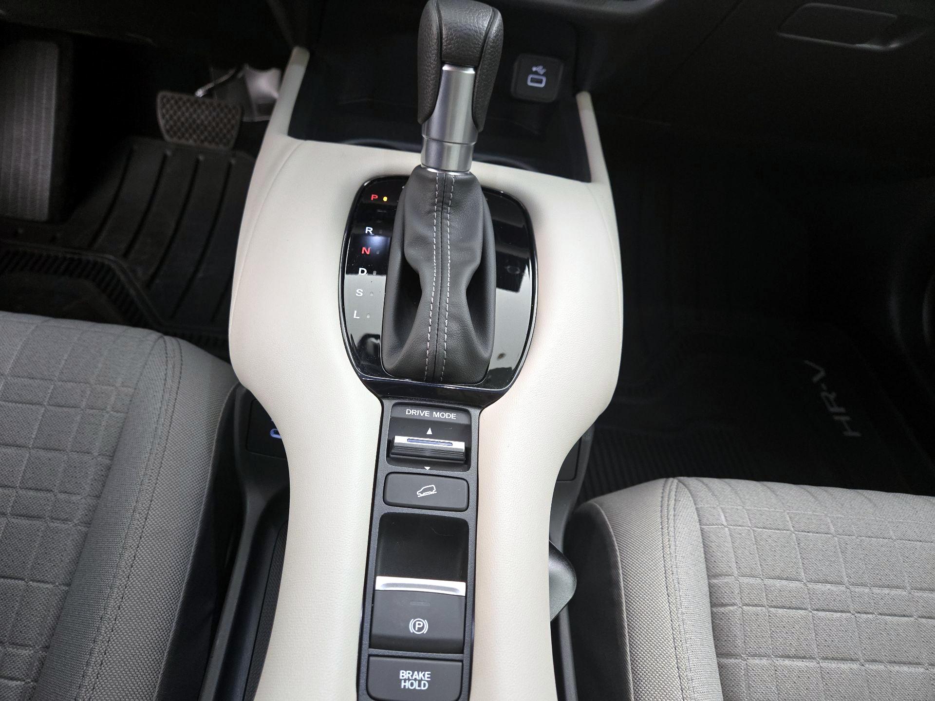 Thumbnail: 2025 Honda HR-V - 17