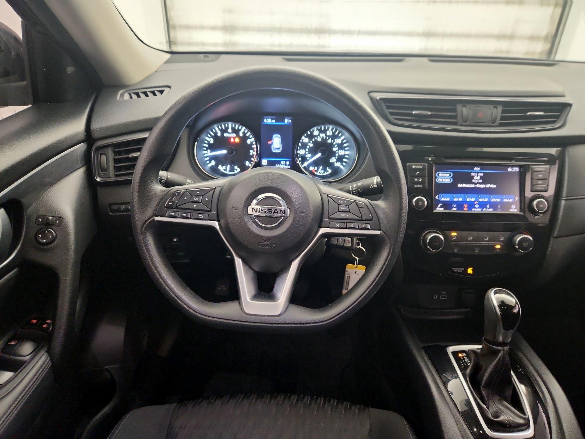Thumbnail: 2019 Nissan Rogue - 10