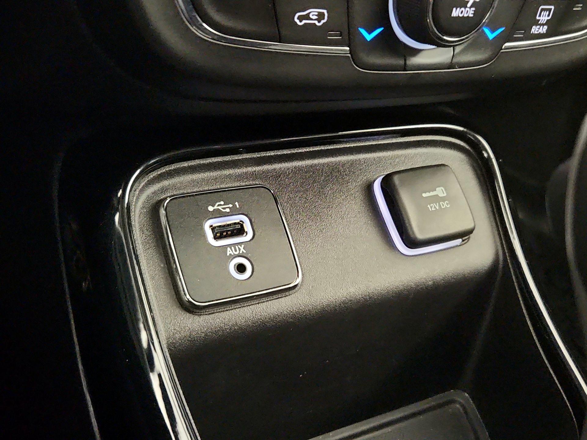 Thumbnail: 2020 Jeep Compass - 18