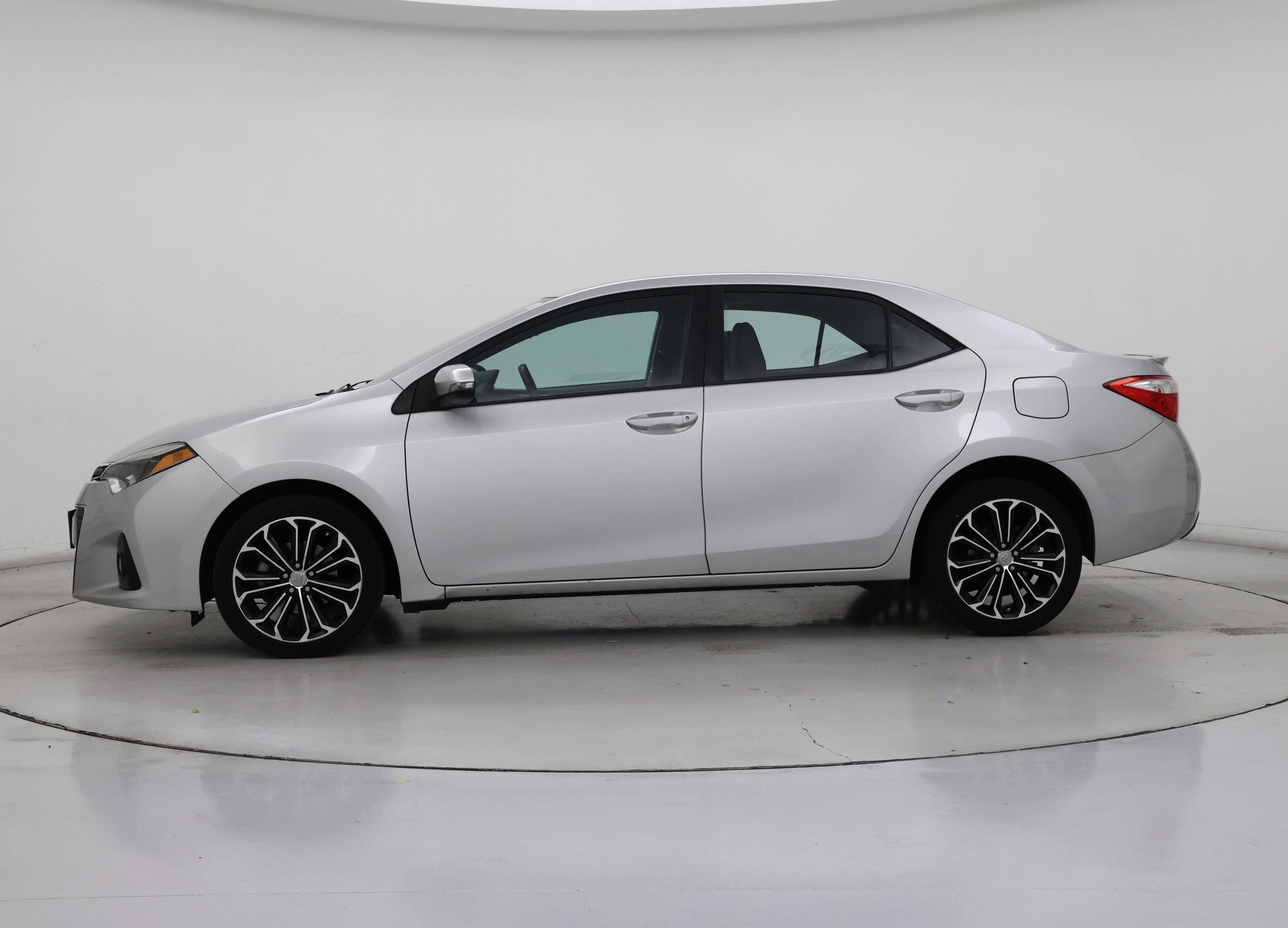 Thumbnail: 2016 Toyota Corolla - 3