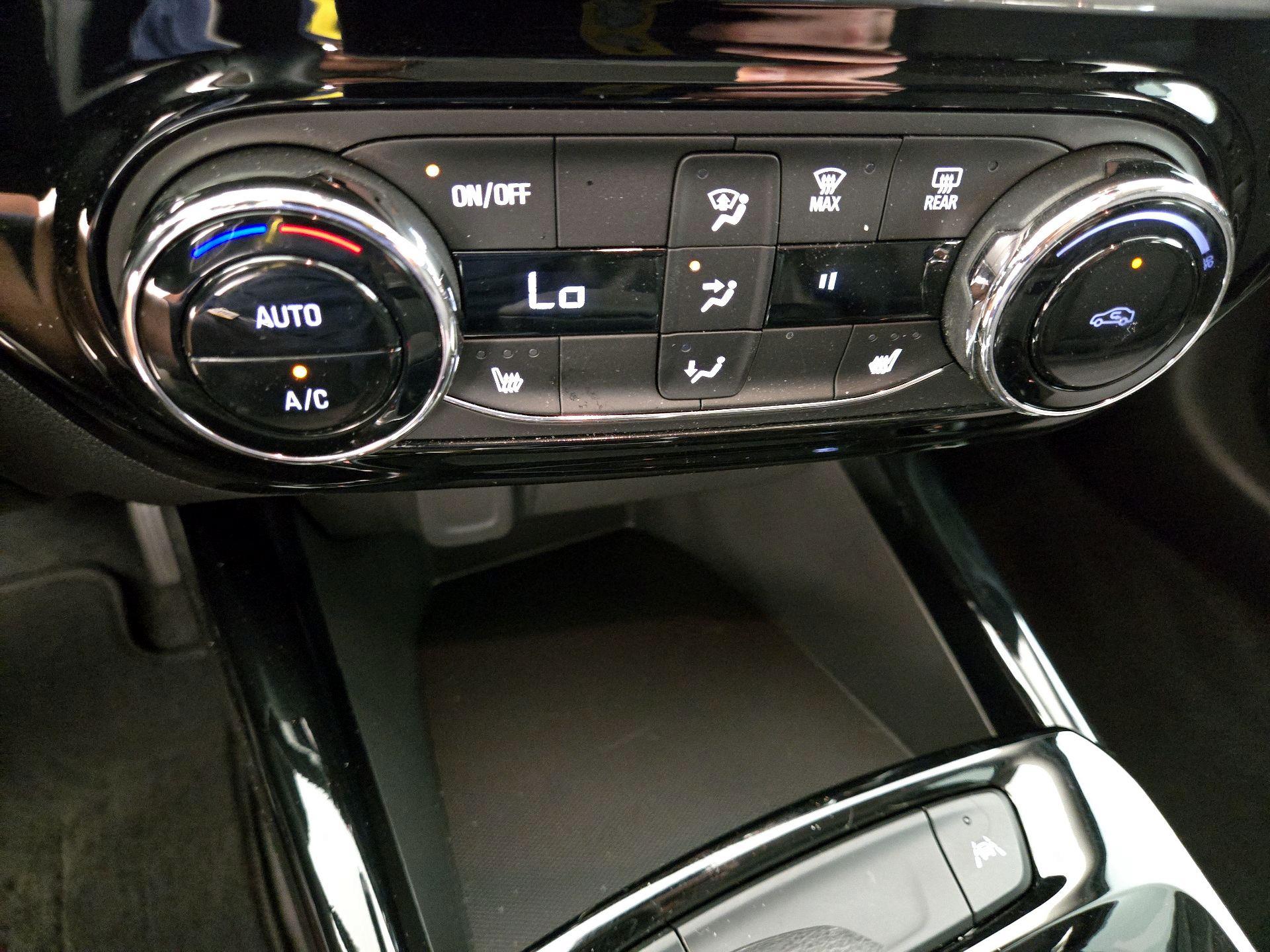 Thumbnail: 2025 Chevrolet Trax - 16