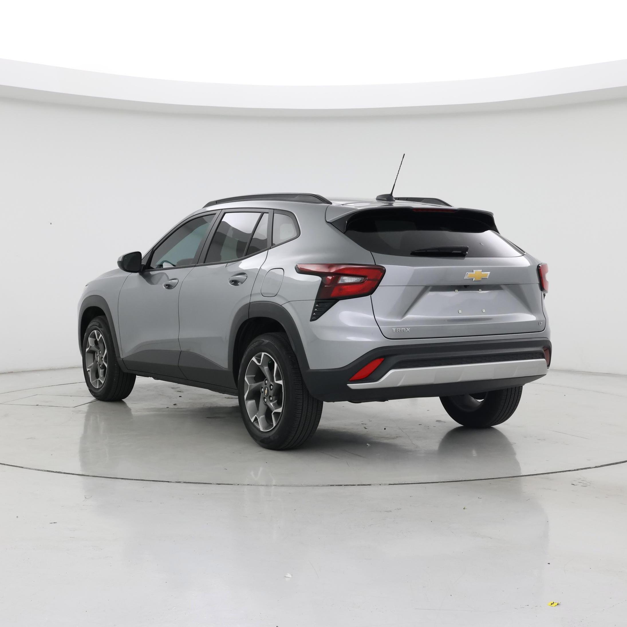 Thumbnail: 2025 Chevrolet Trax - 2