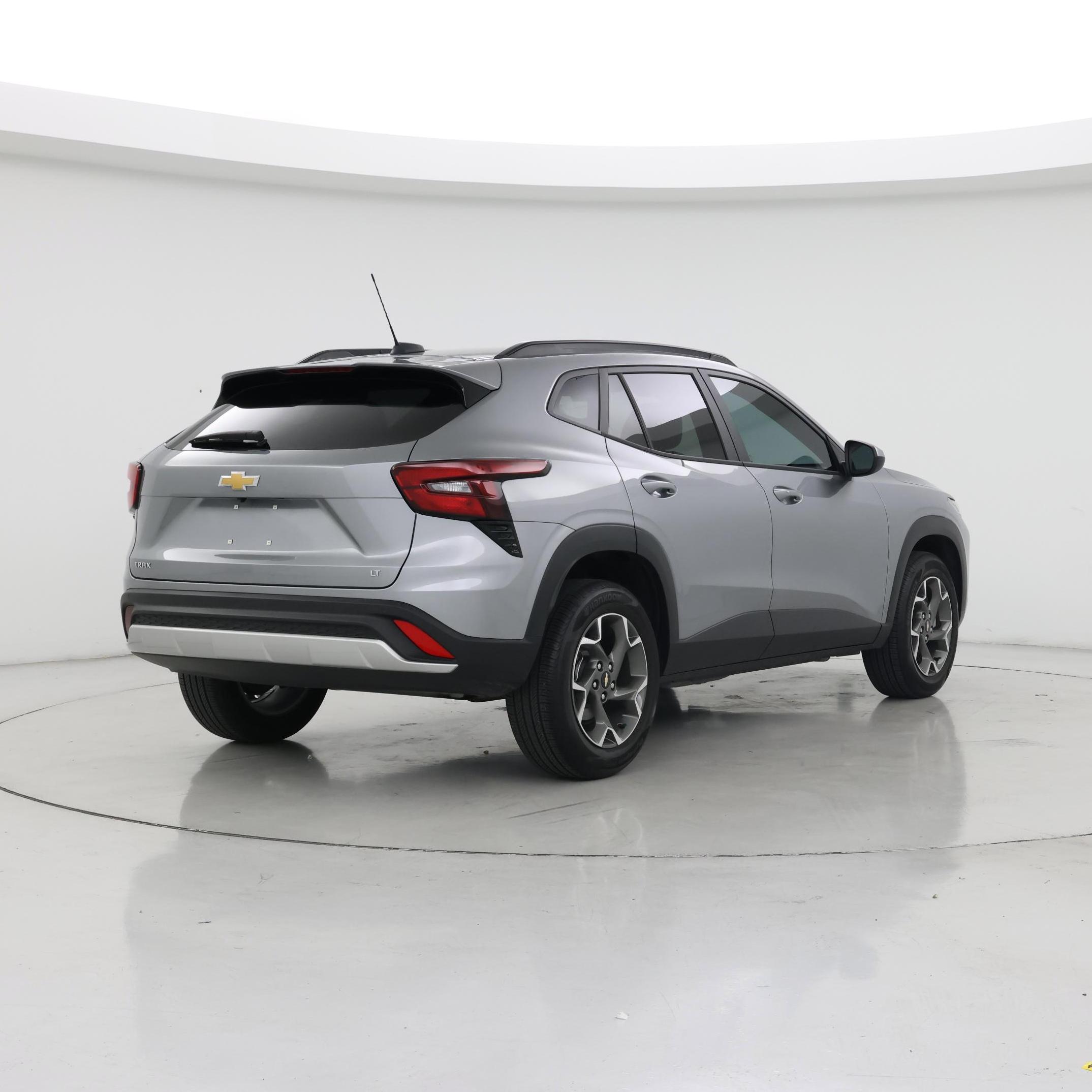 Thumbnail: 2025 Chevrolet Trax - 8