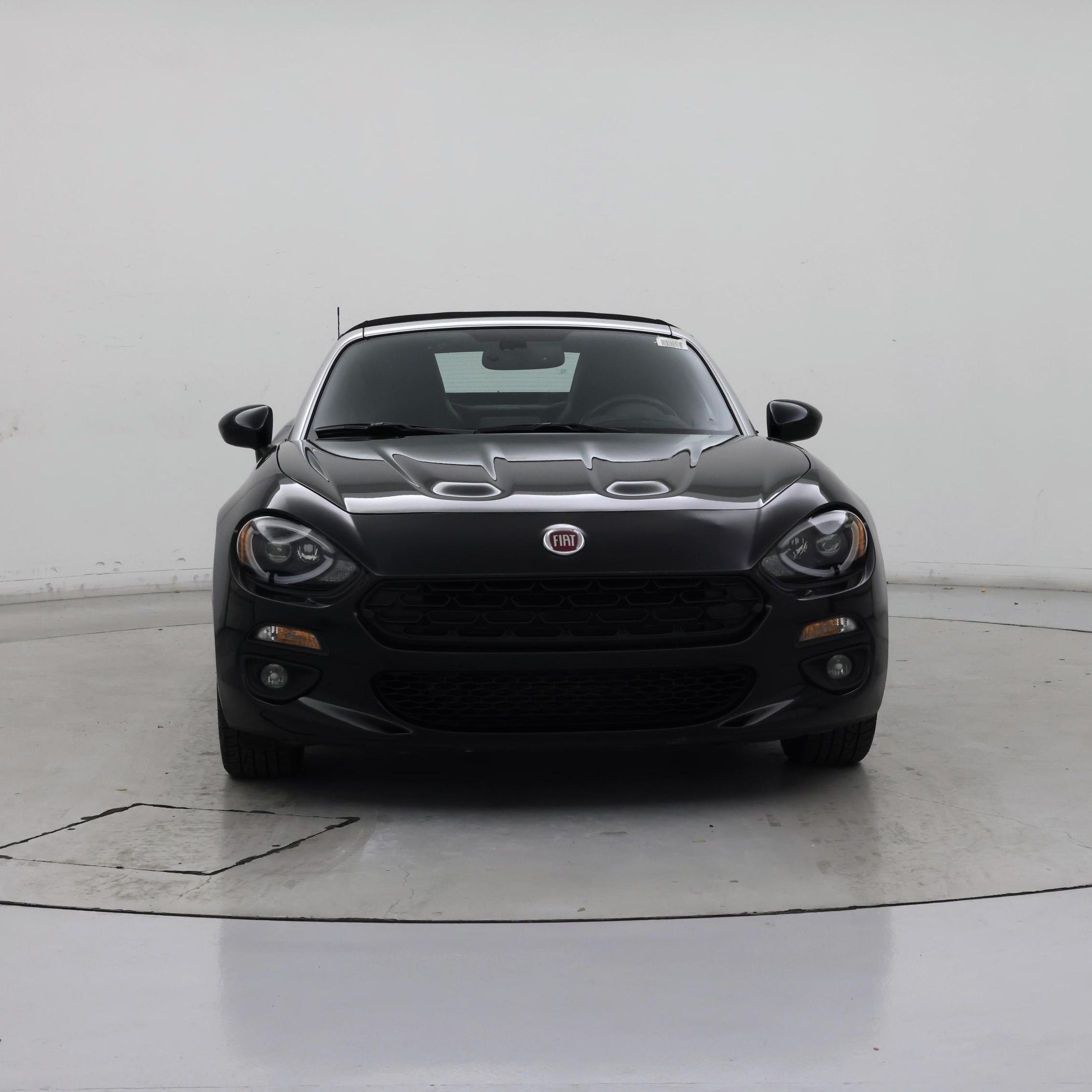 Thumbnail: 2017 Fiat 124 Spider - 5