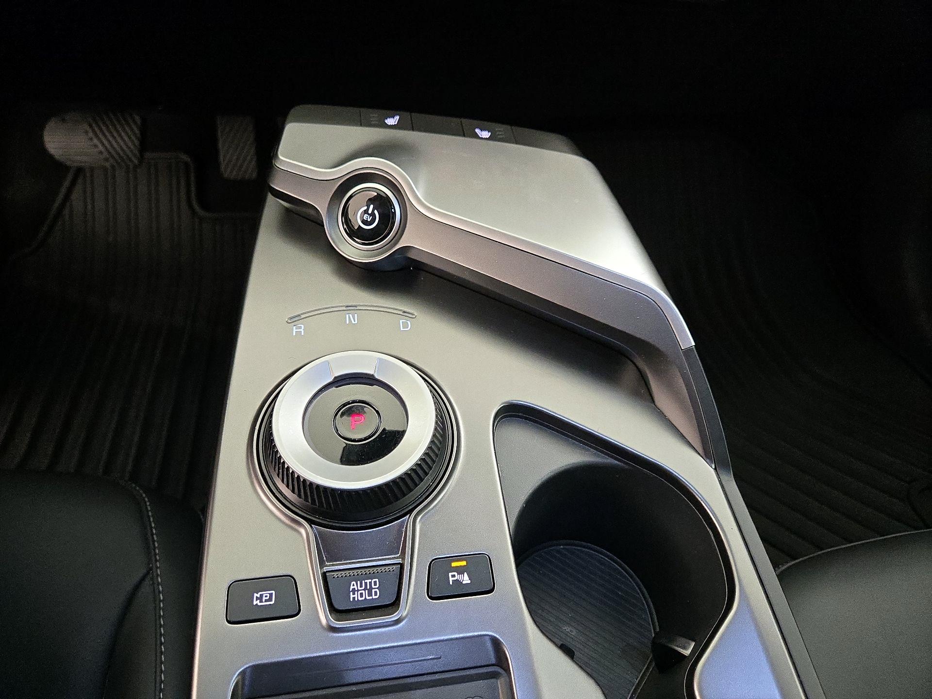 Thumbnail: 2024 Kia EV6 - 18