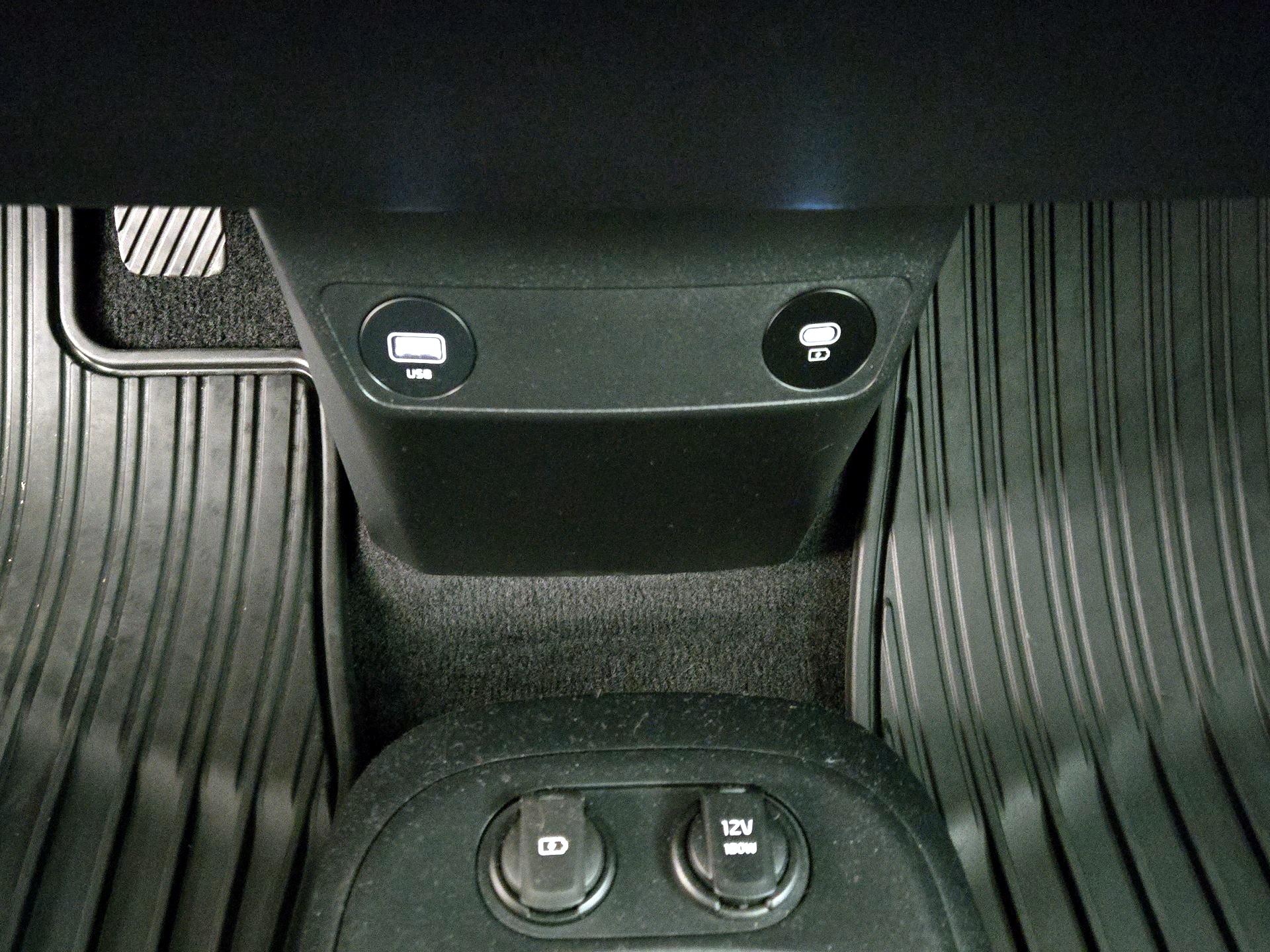 Thumbnail: 2024 Kia EV6 - 19