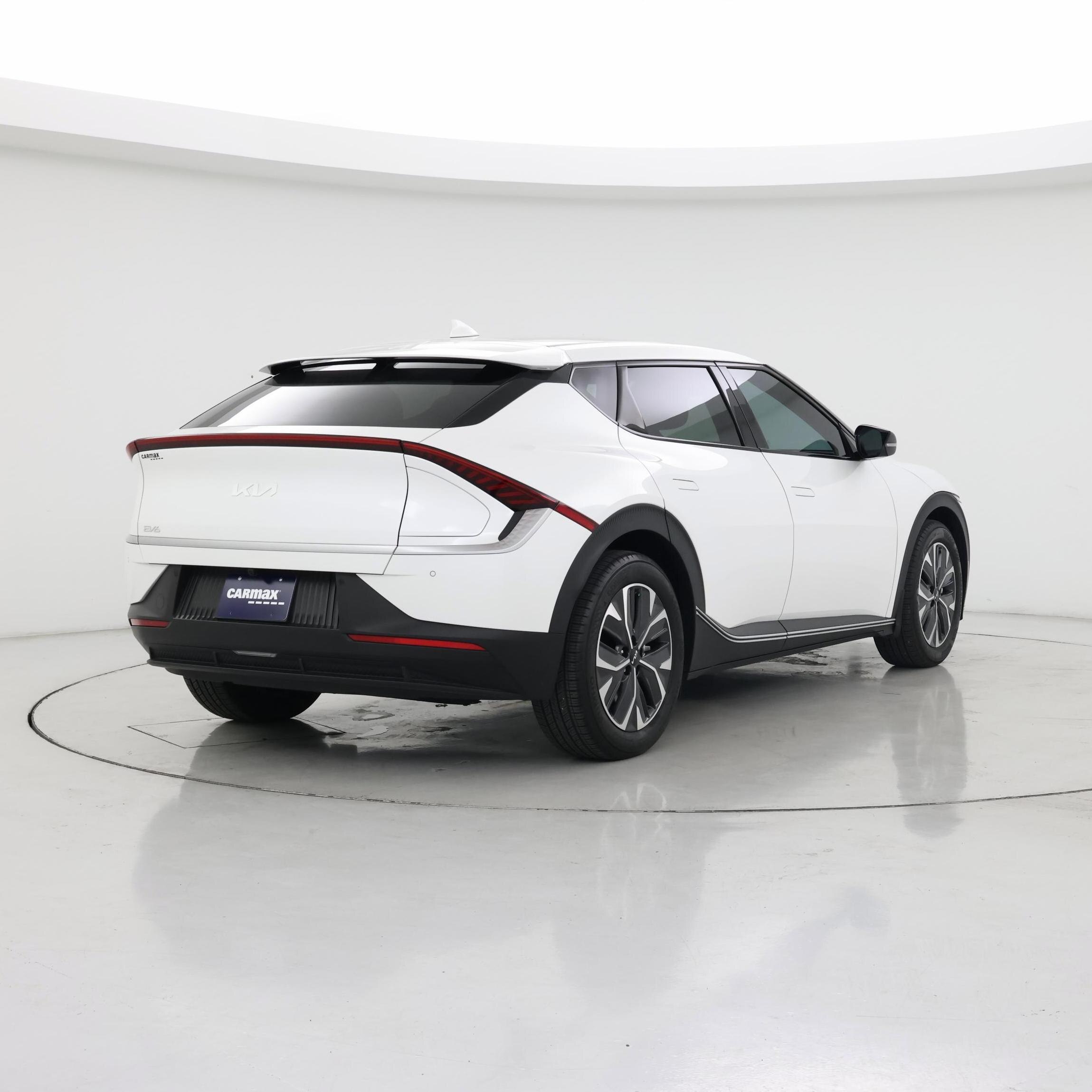 Thumbnail: 2024 Kia EV6 - 8