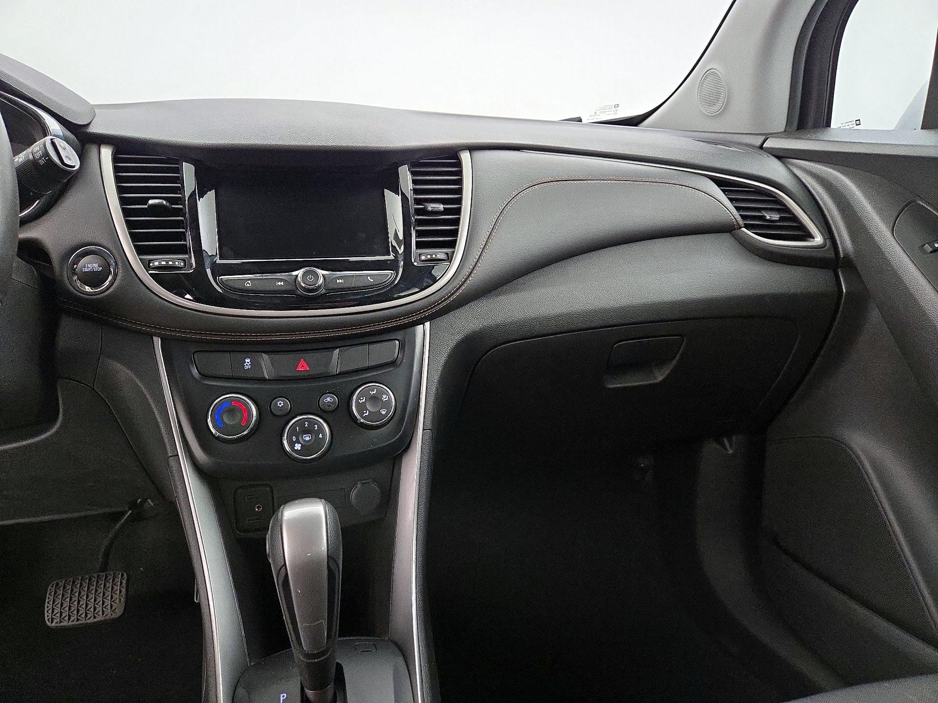 Thumbnail: 2020 Chevrolet Trax - 9