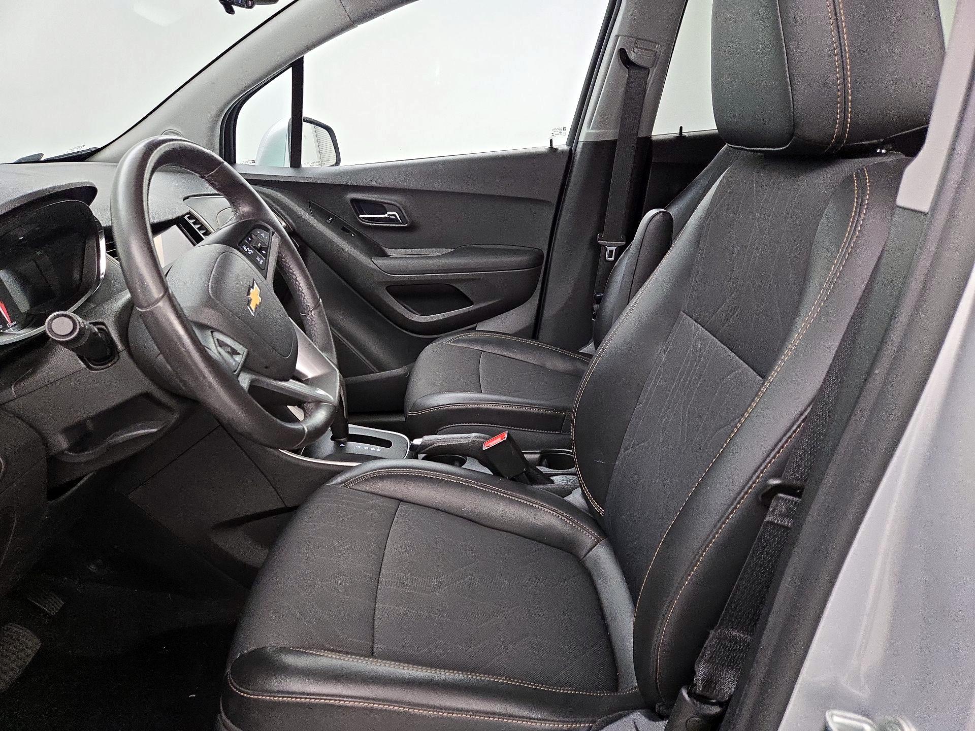 Thumbnail: 2020 Chevrolet Trax - 11