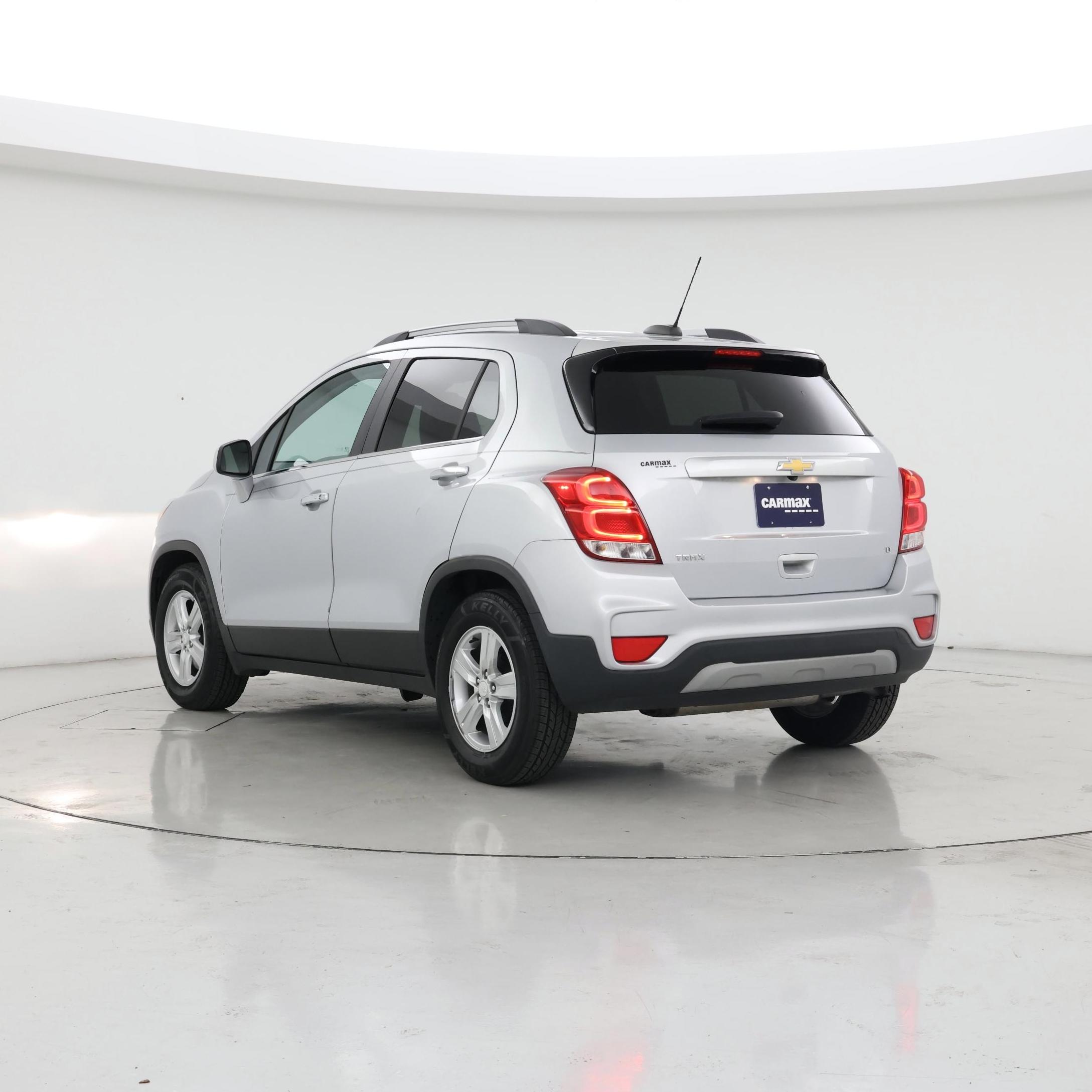 Thumbnail: 2020 Chevrolet Trax - 2