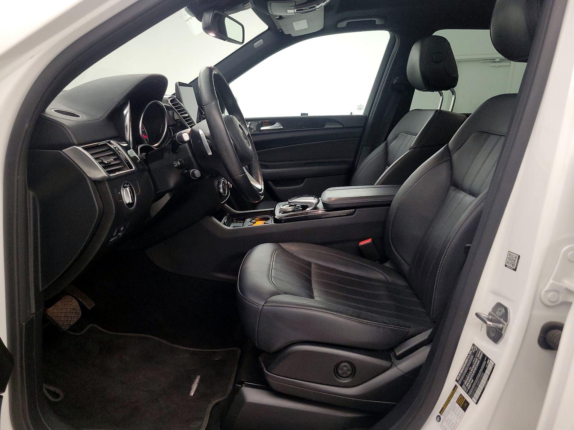 Thumbnail: 2019 Mercedes-Benz GLS - 11