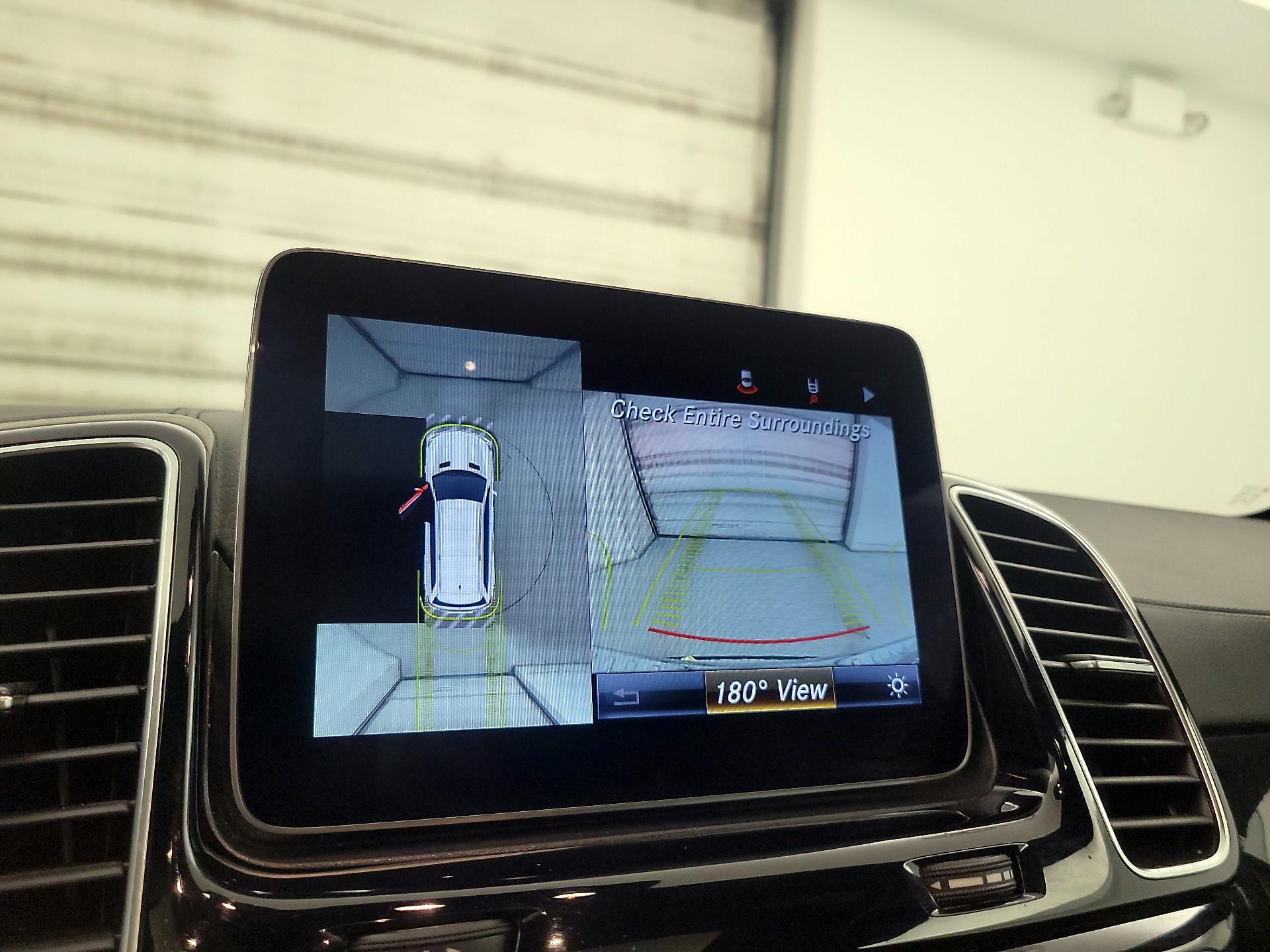 Thumbnail: 2019 Mercedes-Benz GLS - 15