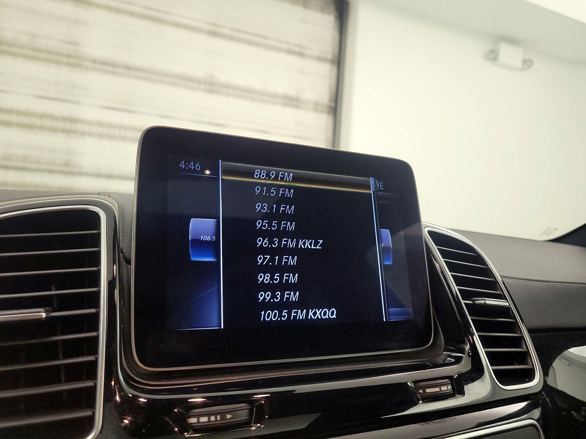 Thumbnail: 2019 Mercedes-Benz GLS - 16