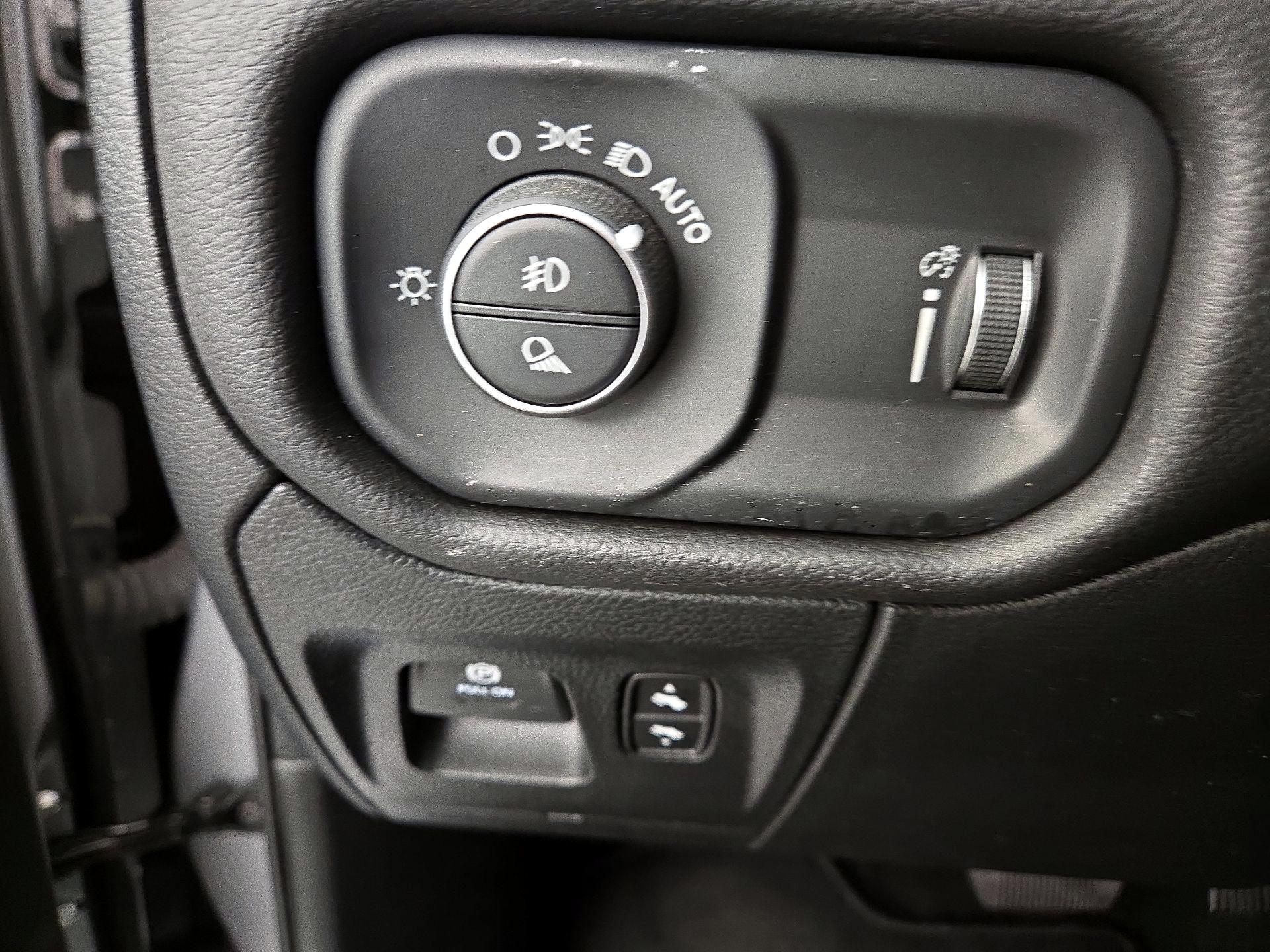 Thumbnail: 2024 RAM 1500 - 13