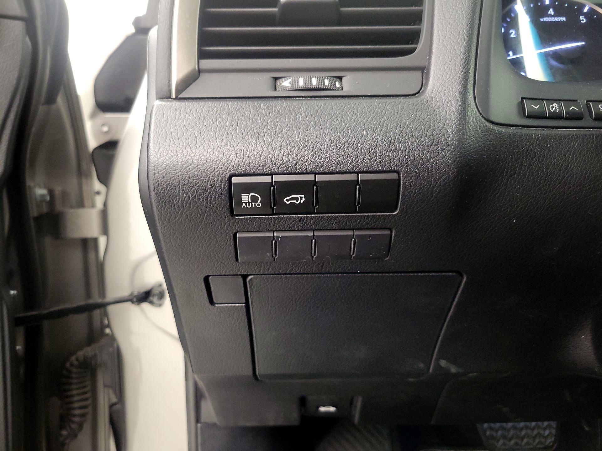 Thumbnail: 2019 Lexus RX - 13