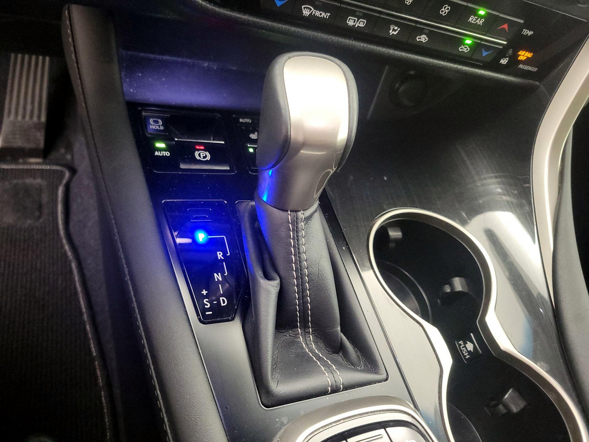 Thumbnail: 2019 Lexus RX - 17