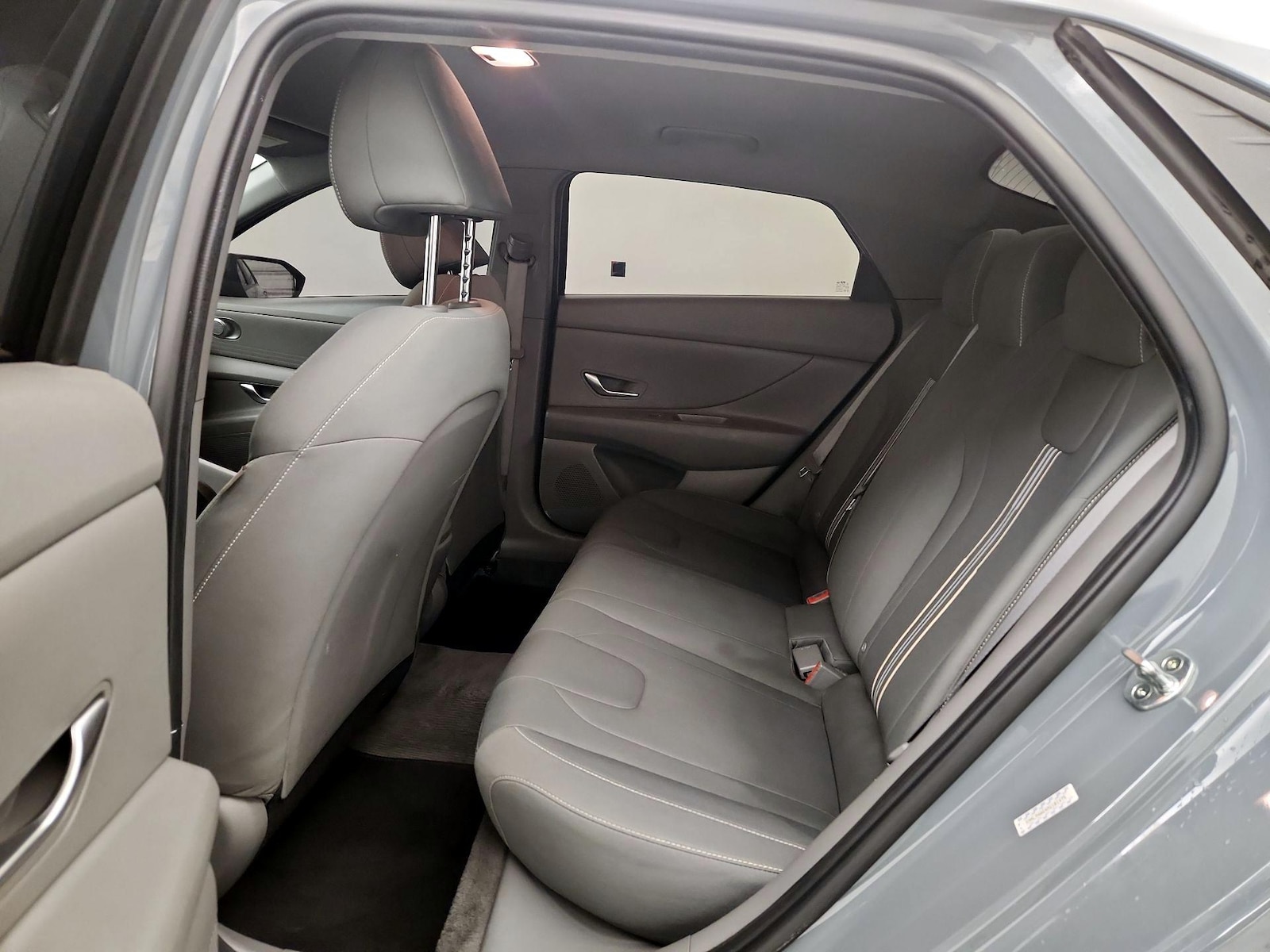 2021 Hyundai Elantra SEL - Photo 20