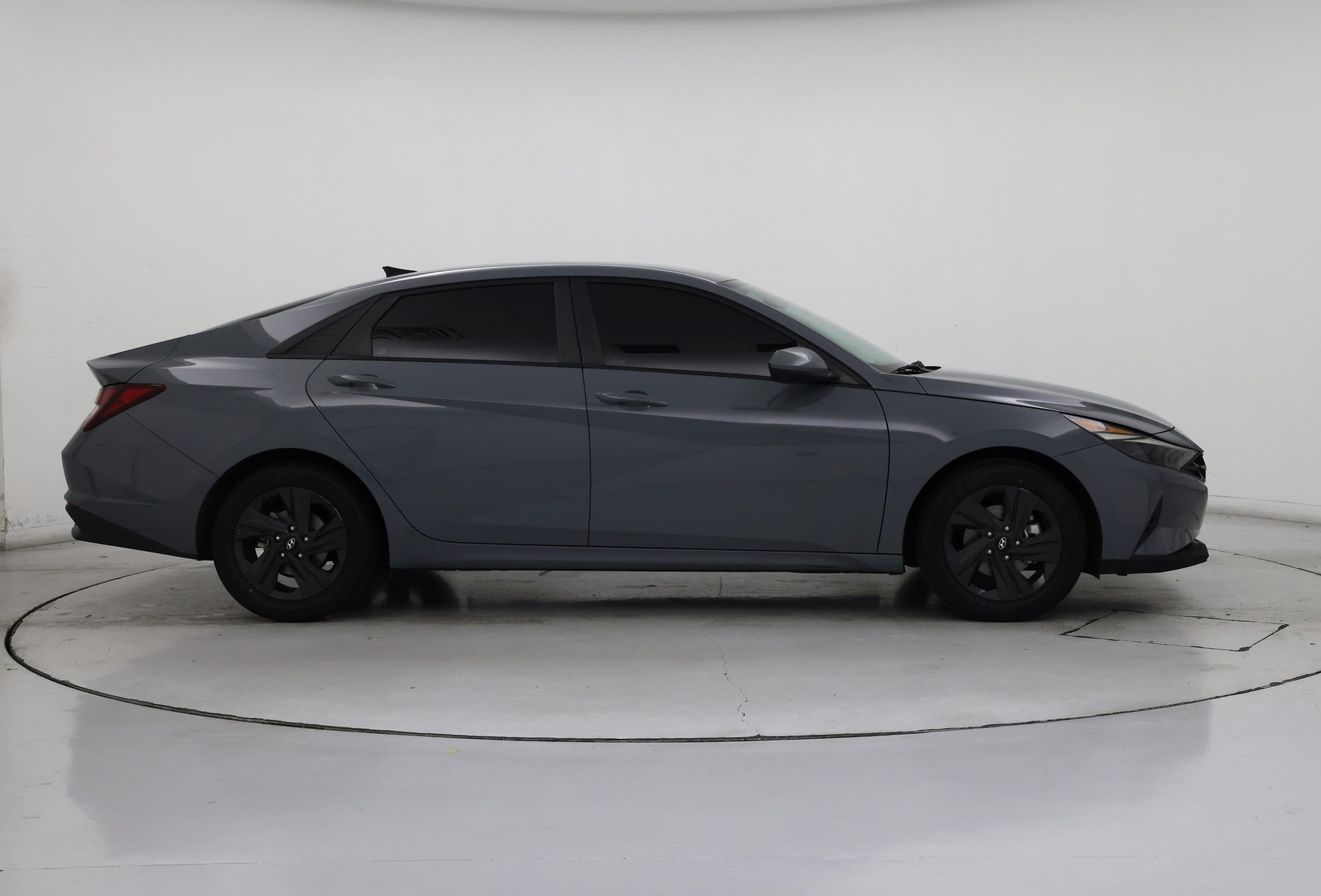 Thumbnail: 2021 Hyundai Elantra - 7