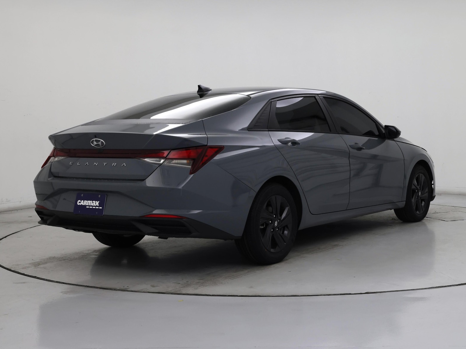 2021 Hyundai Elantra SEL - Photo 9