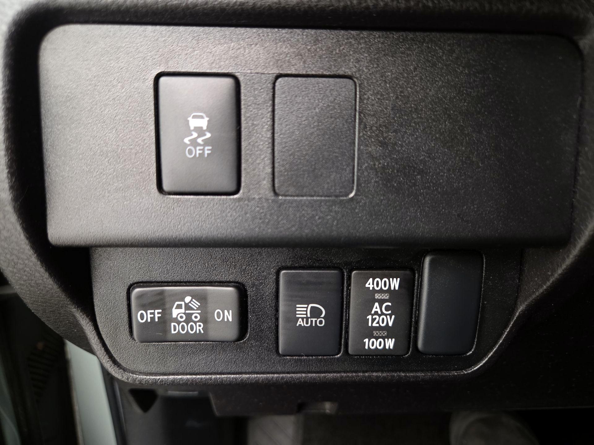 Thumbnail: 2023 Toyota Tacoma - 13