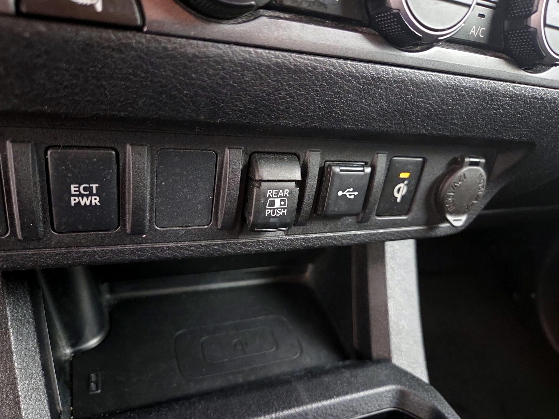 Thumbnail: 2023 Toyota Tacoma - 18