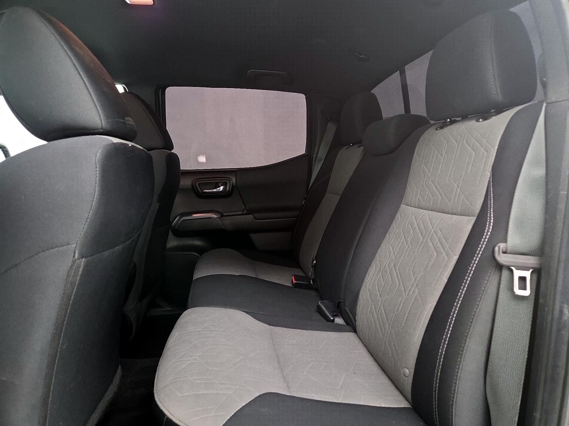 Thumbnail: 2023 Toyota Tacoma - 19