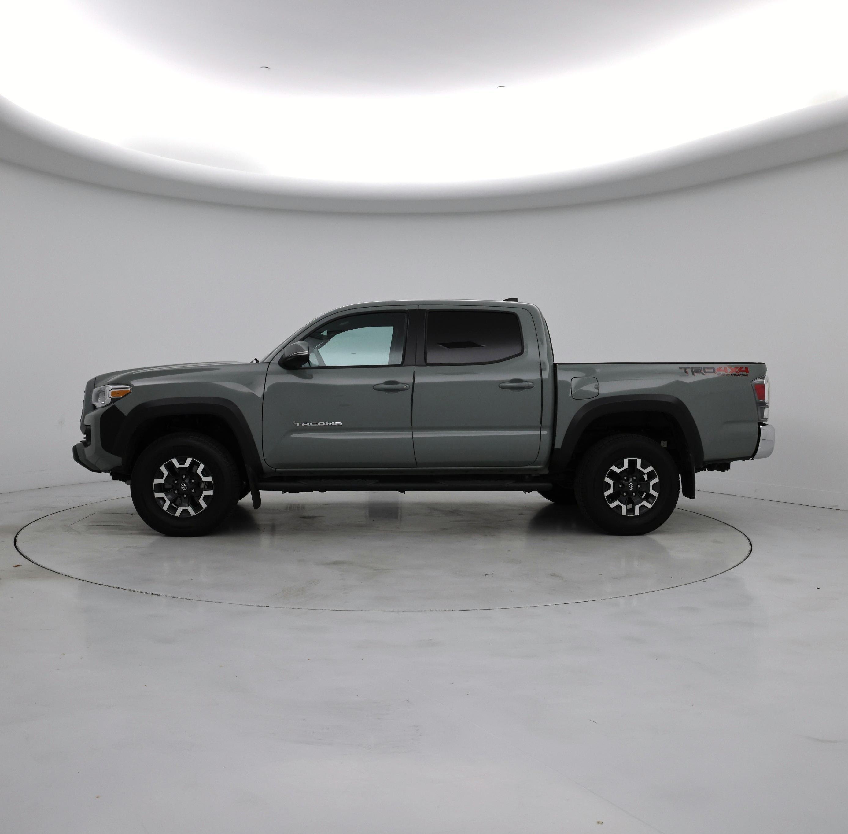 Thumbnail: 2023 Toyota Tacoma - 3