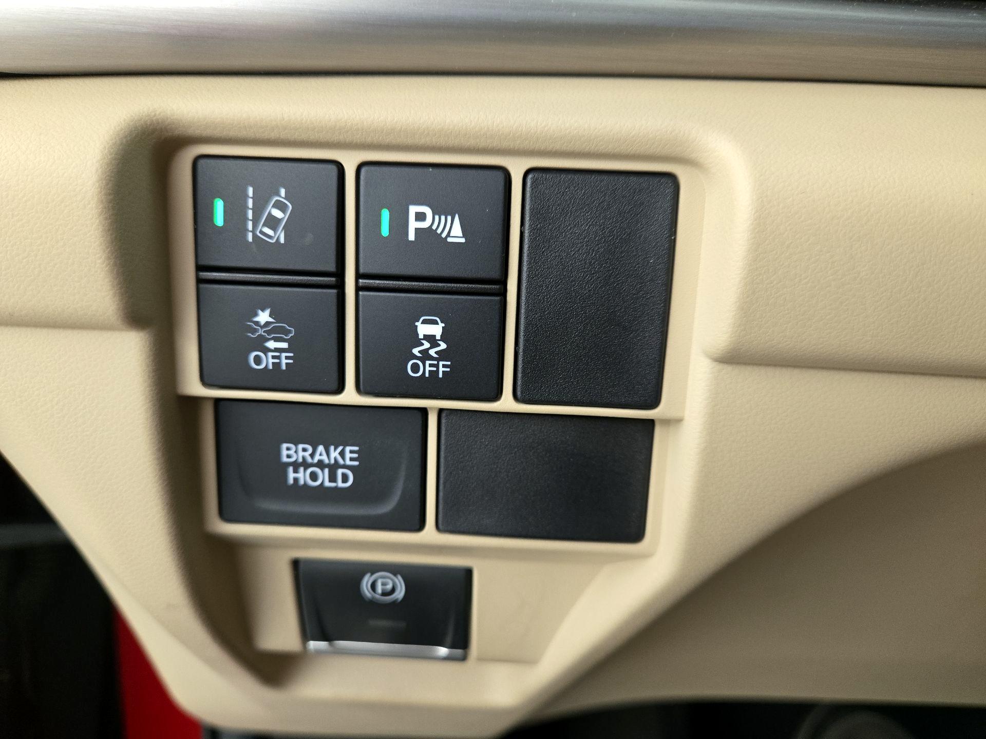 Thumbnail: 2021 Acura RDX - 13