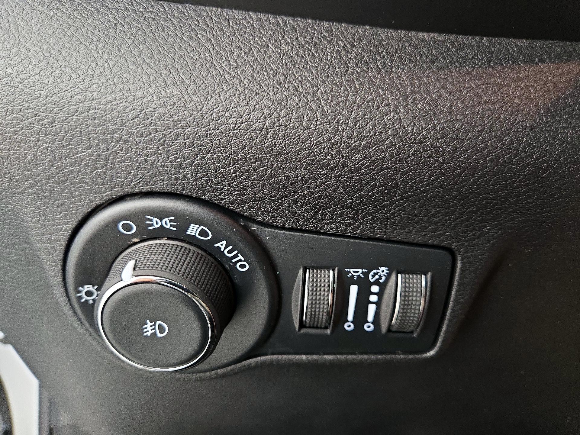 Thumbnail: 2025 Jeep Compass - 13