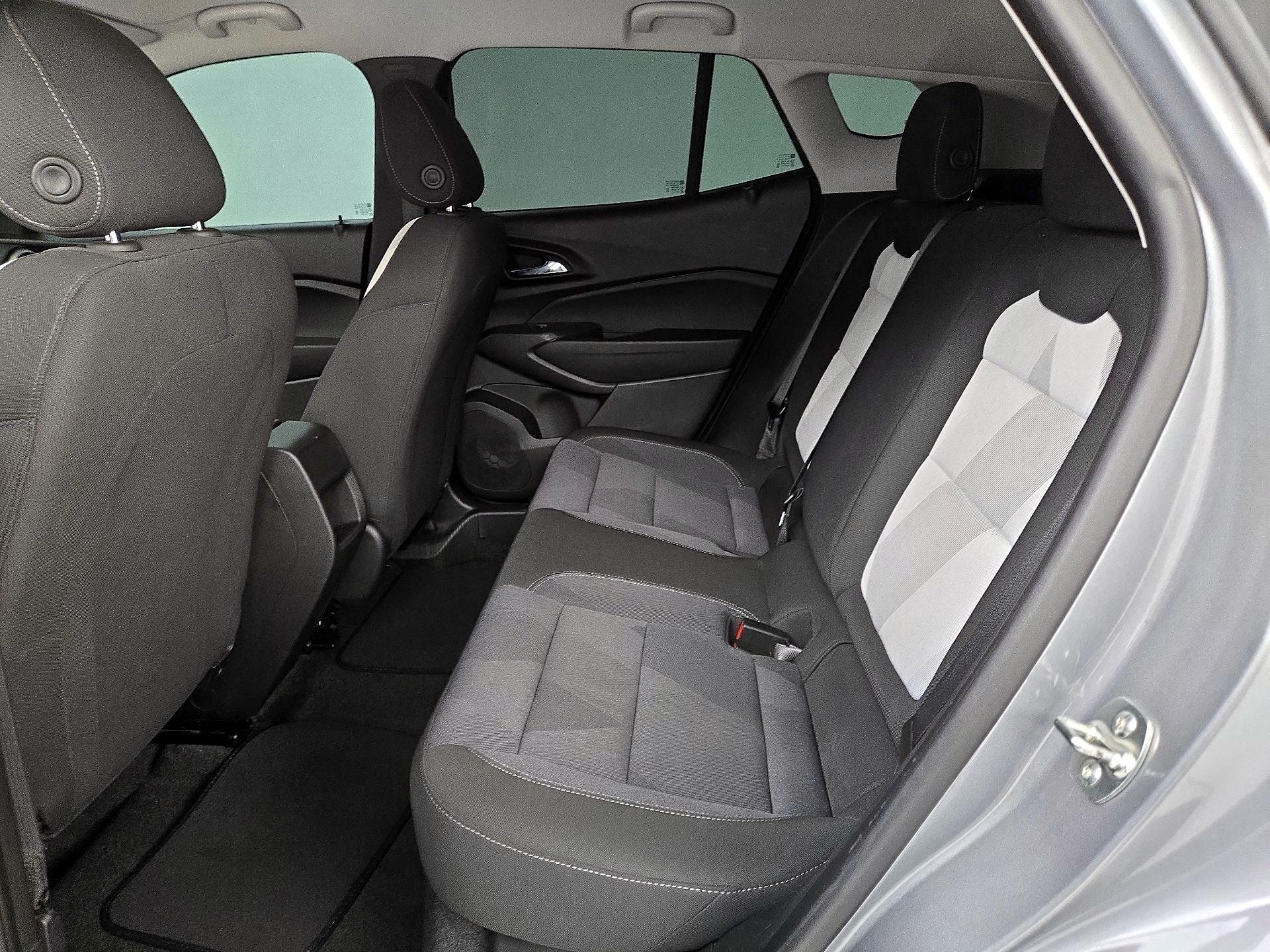 Thumbnail: 2024 Chevrolet Trax - 19