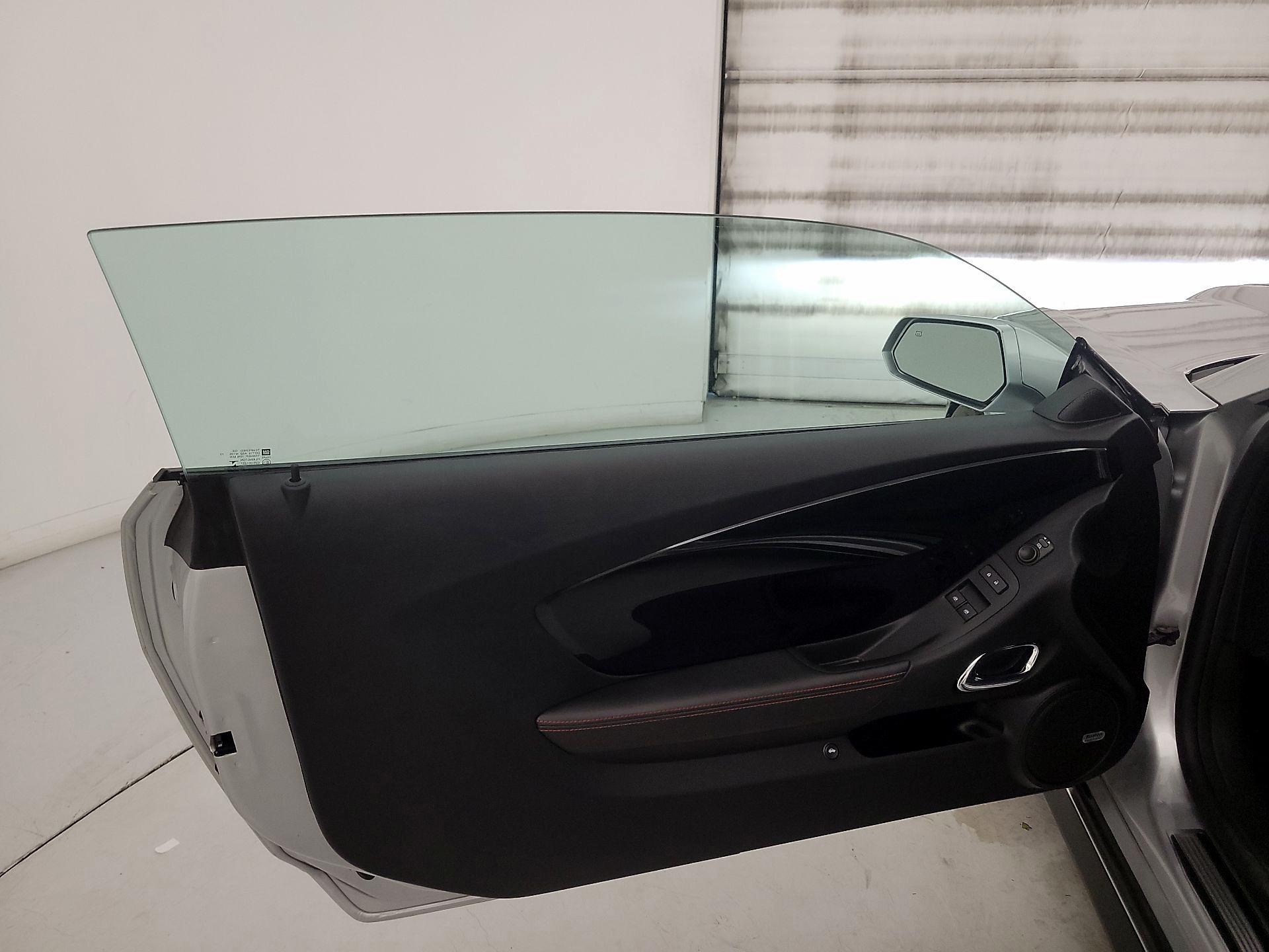 Thumbnail: 2014 Chevrolet Camaro - 12