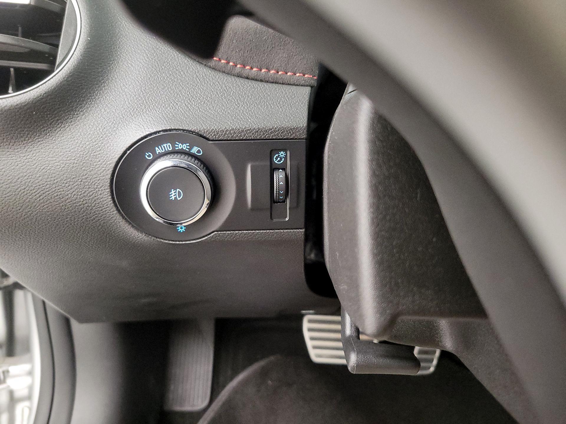 Thumbnail: 2014 Chevrolet Camaro - 13