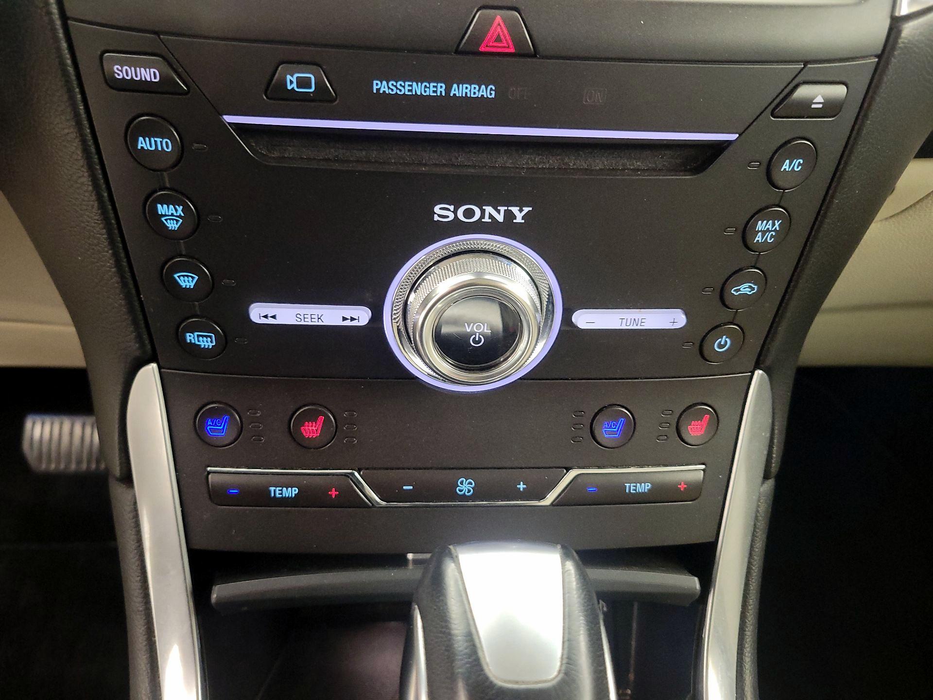 Thumbnail: 2017 Ford Edge - 16