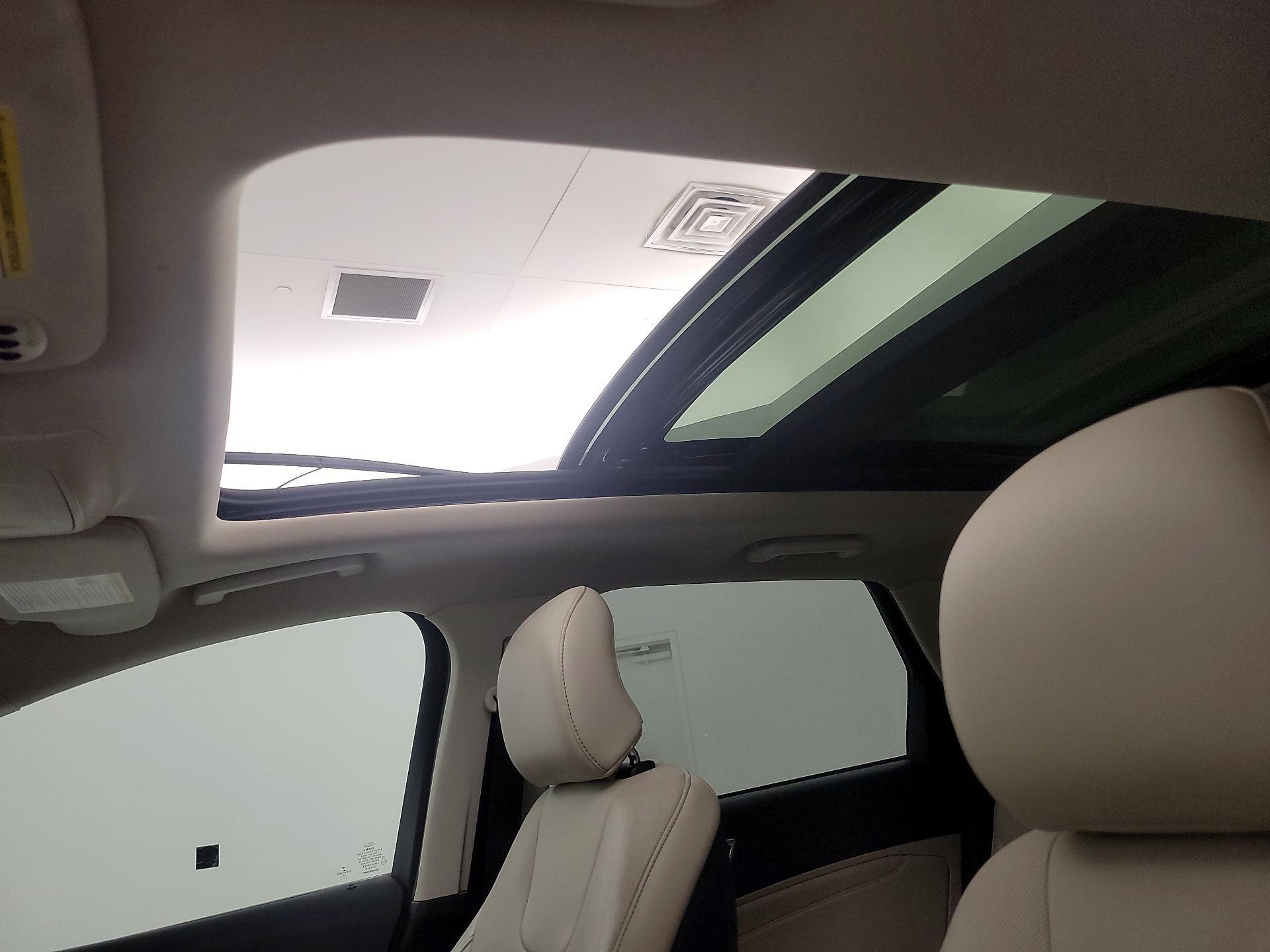 Thumbnail: 2017 Ford Edge - 19