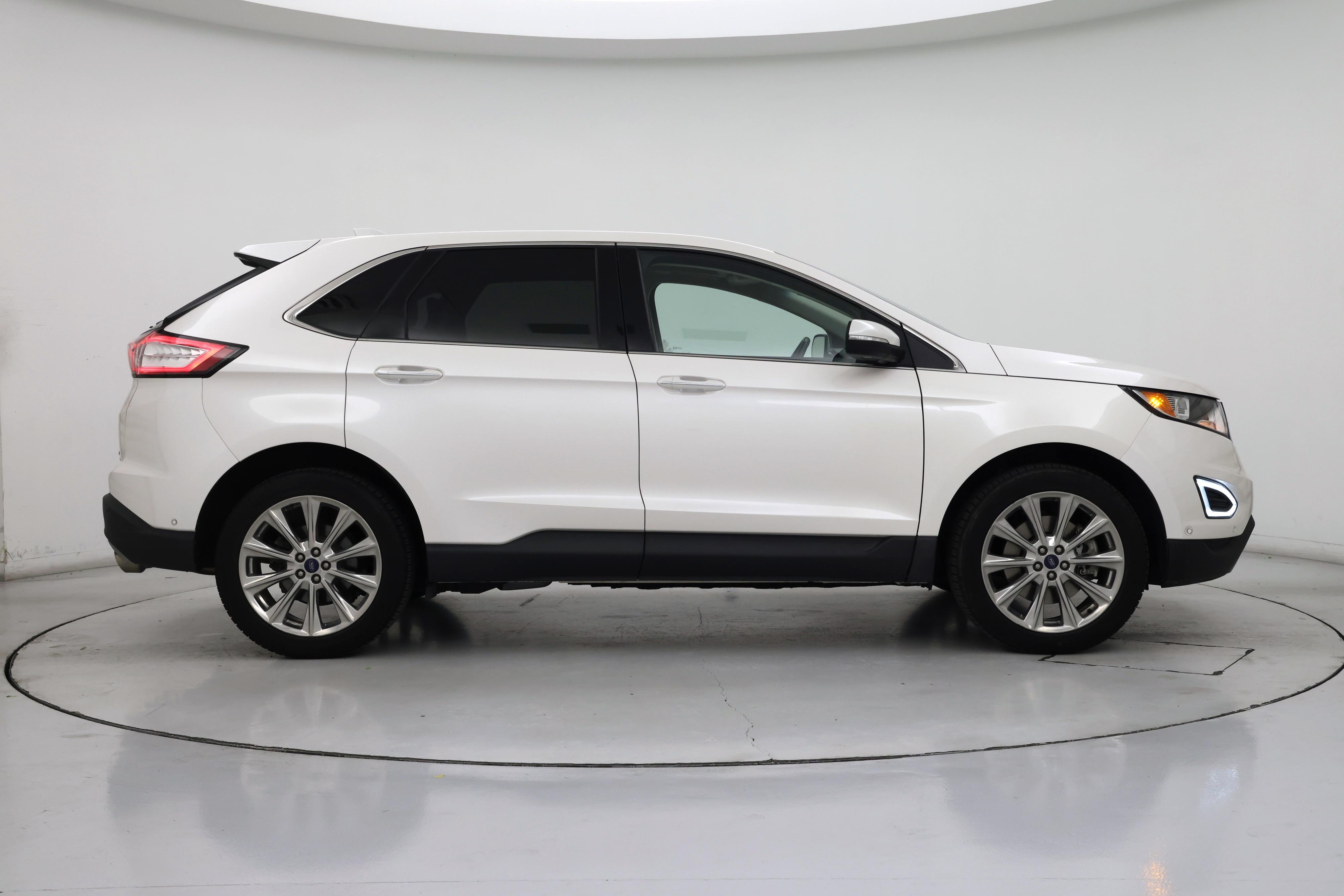 Thumbnail: 2017 Ford Edge - 7