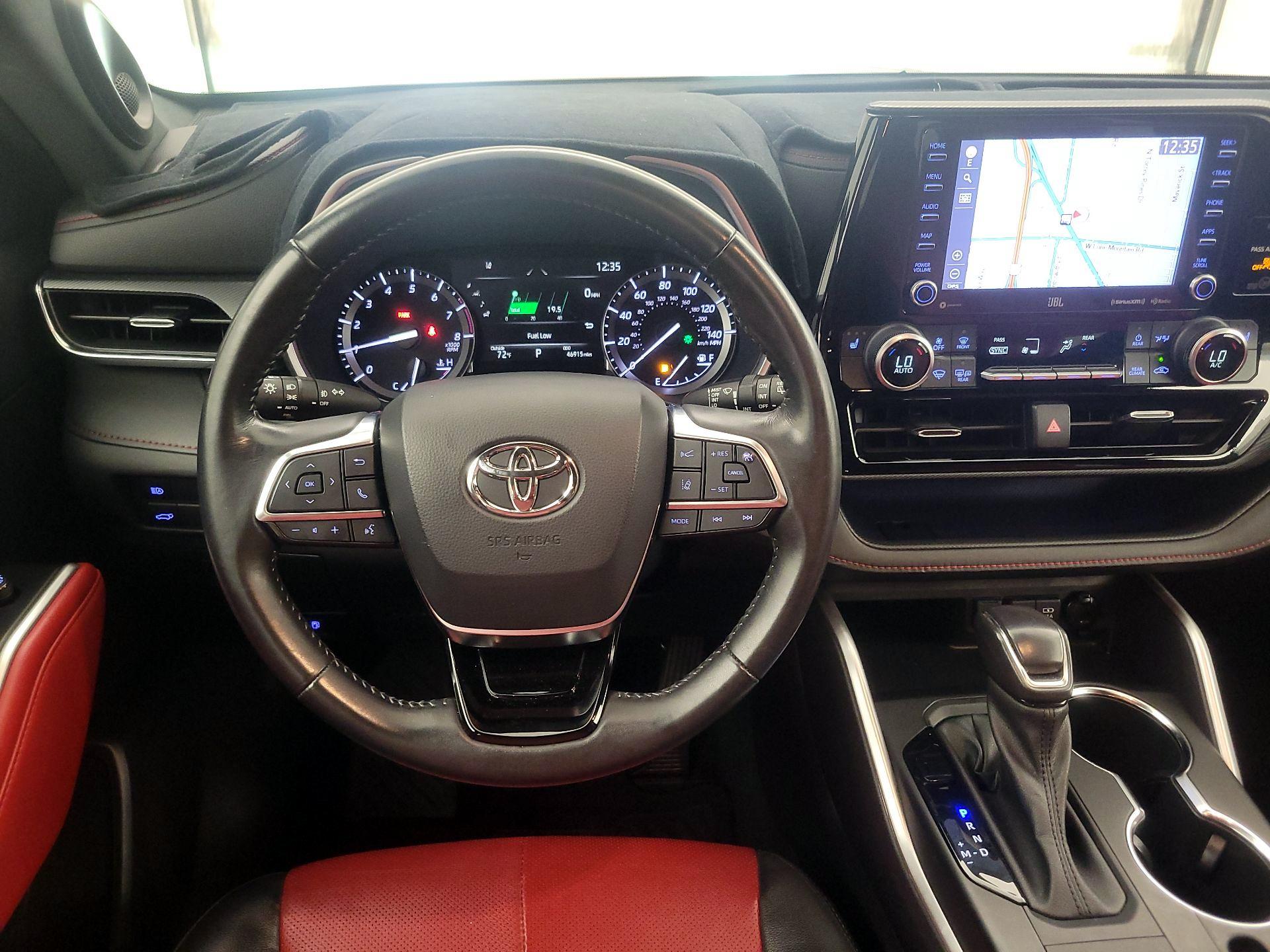 Thumbnail: 2021 Toyota Highlander - 10