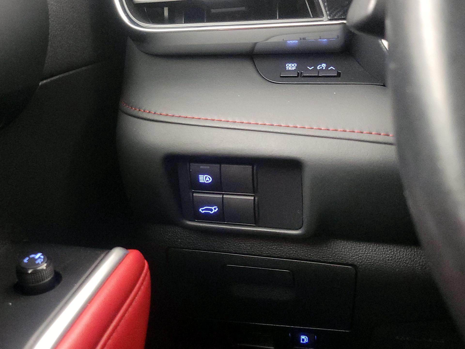 Thumbnail: 2021 Toyota Highlander - 13