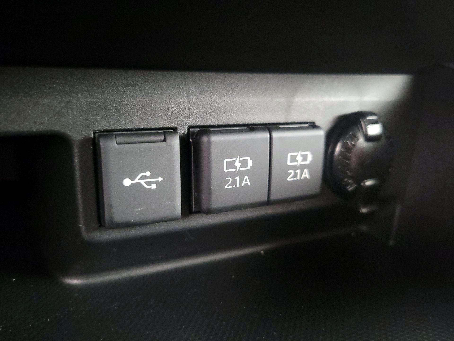 Thumbnail: 2021 Toyota Highlander - 19