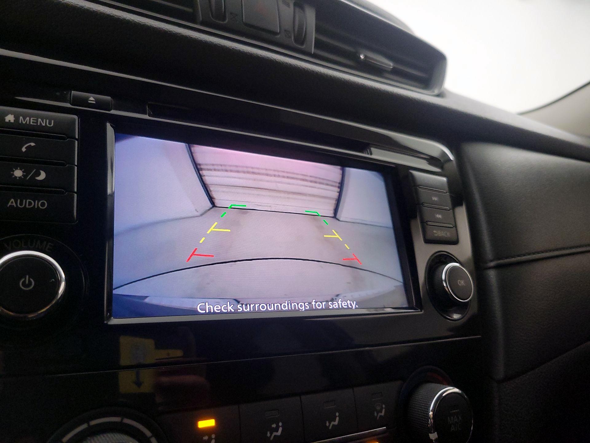 Thumbnail: 2018 Nissan Rogue - 14