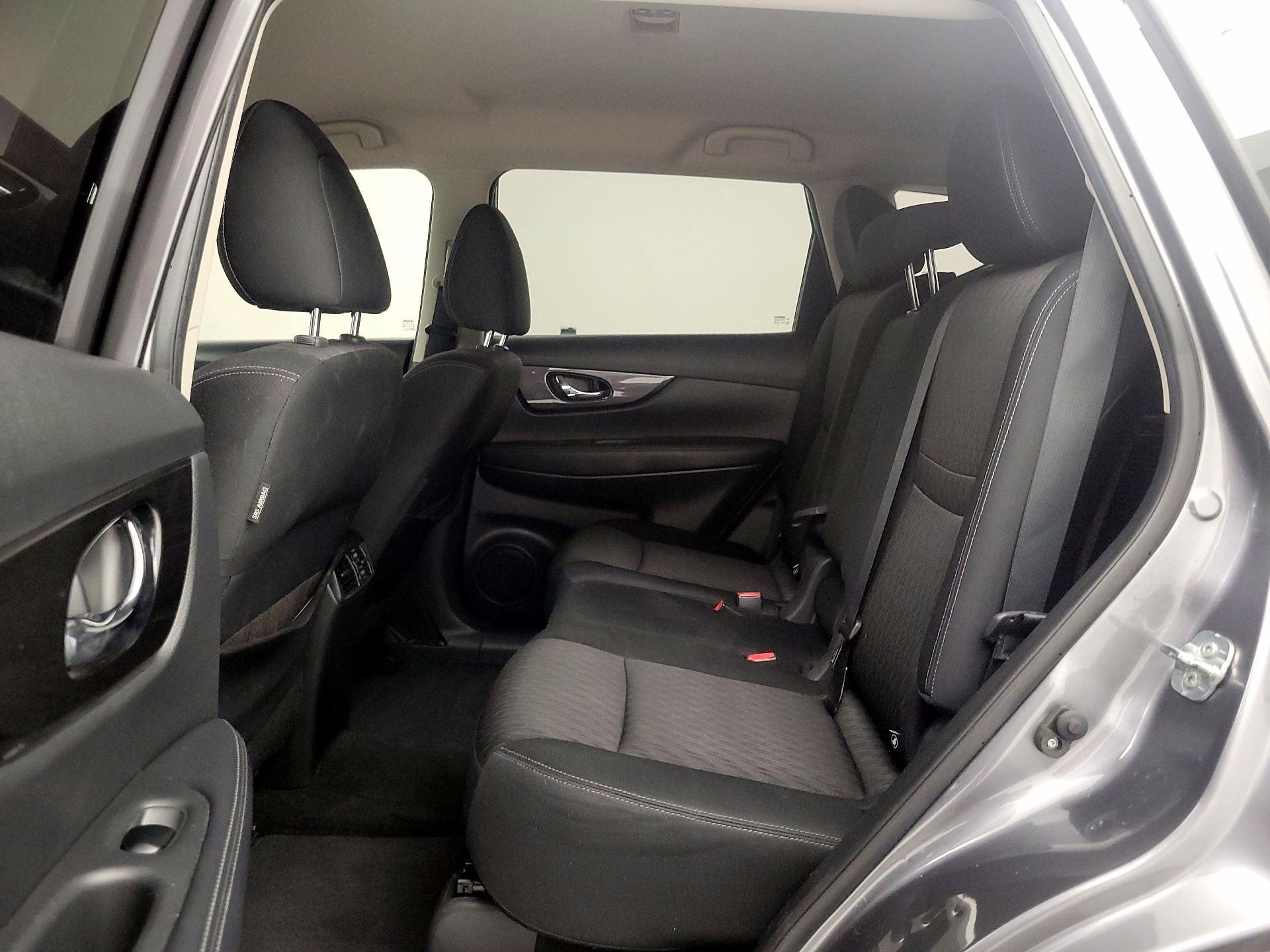 Thumbnail: 2018 Nissan Rogue - 19