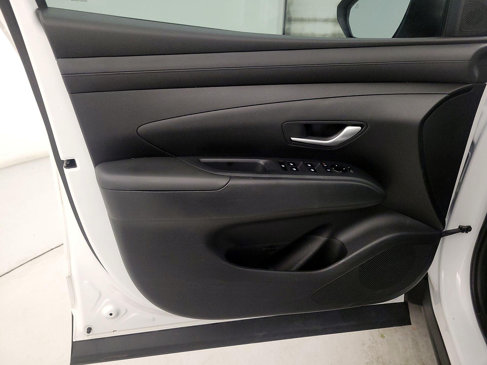 Thumbnail: 2025 Hyundai Santa Cruz - 12