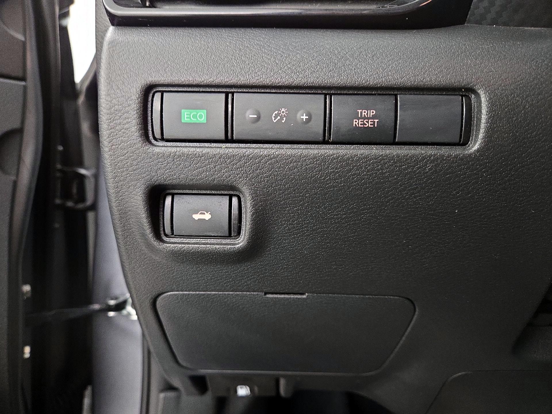 Thumbnail: 2023 Nissan Sentra - 13