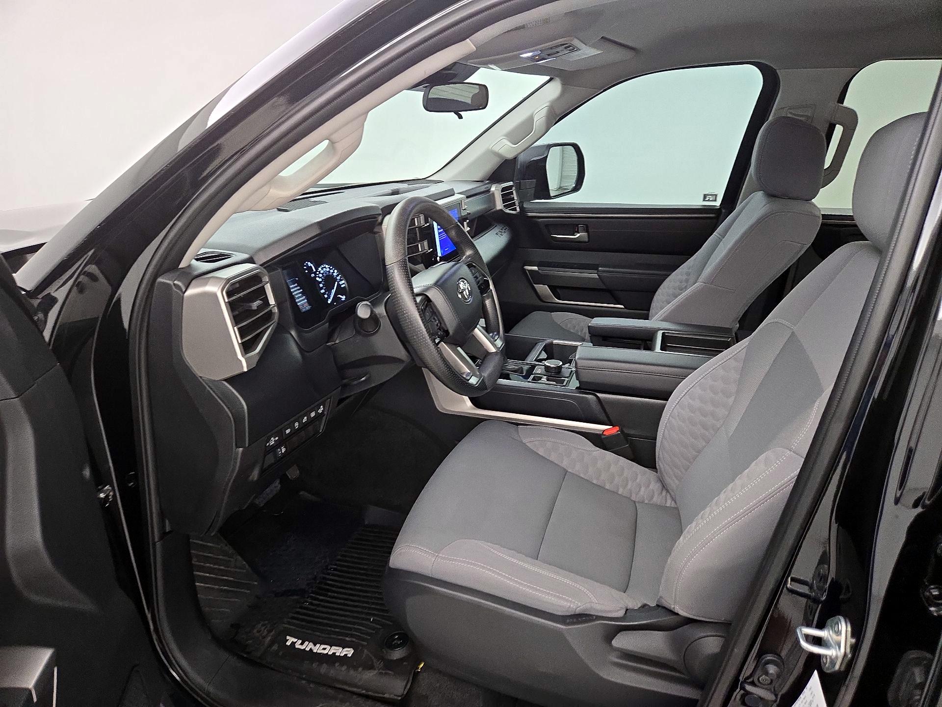 Thumbnail: 2024 Toyota Tundra - 11