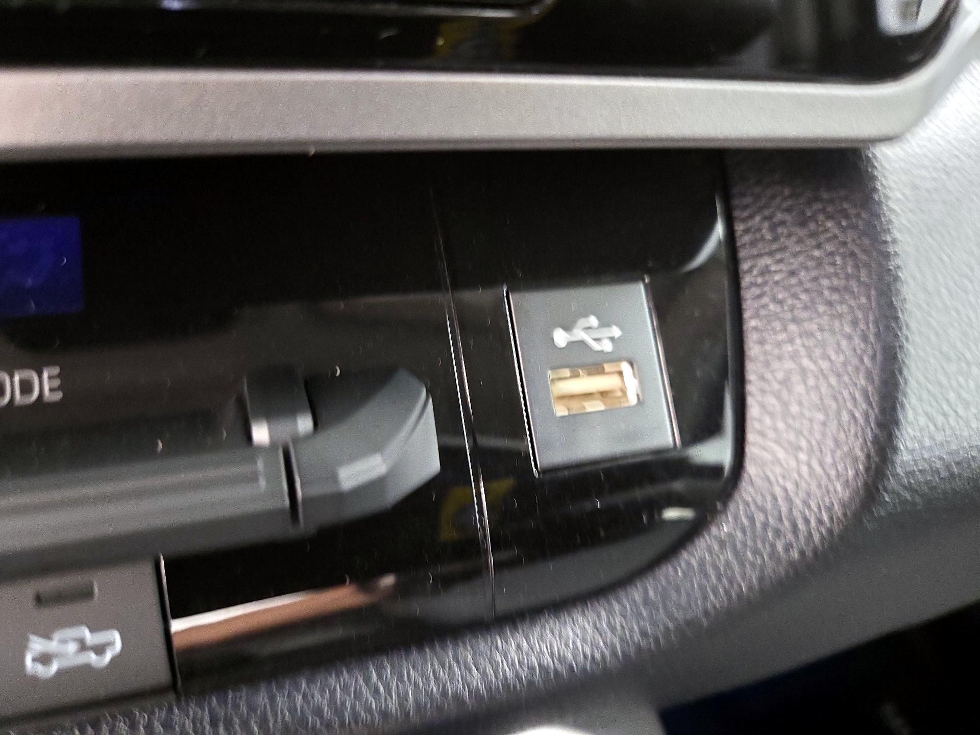 Thumbnail: 2024 Toyota Tundra - 18