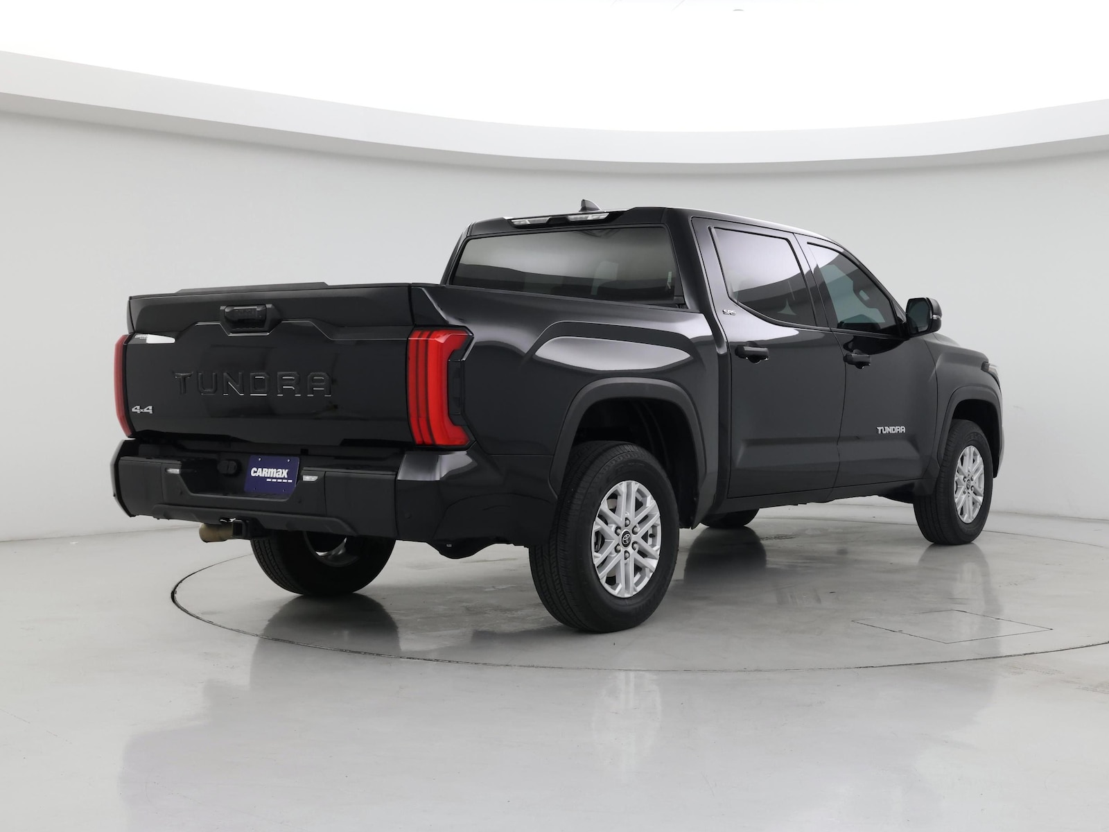 2024 Toyota Tundra SR5 - Photo 9