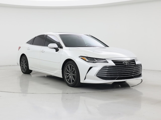 White 2022 Toyota Avalon Limited FWD Sedan Front-Wheel Drive Automatic